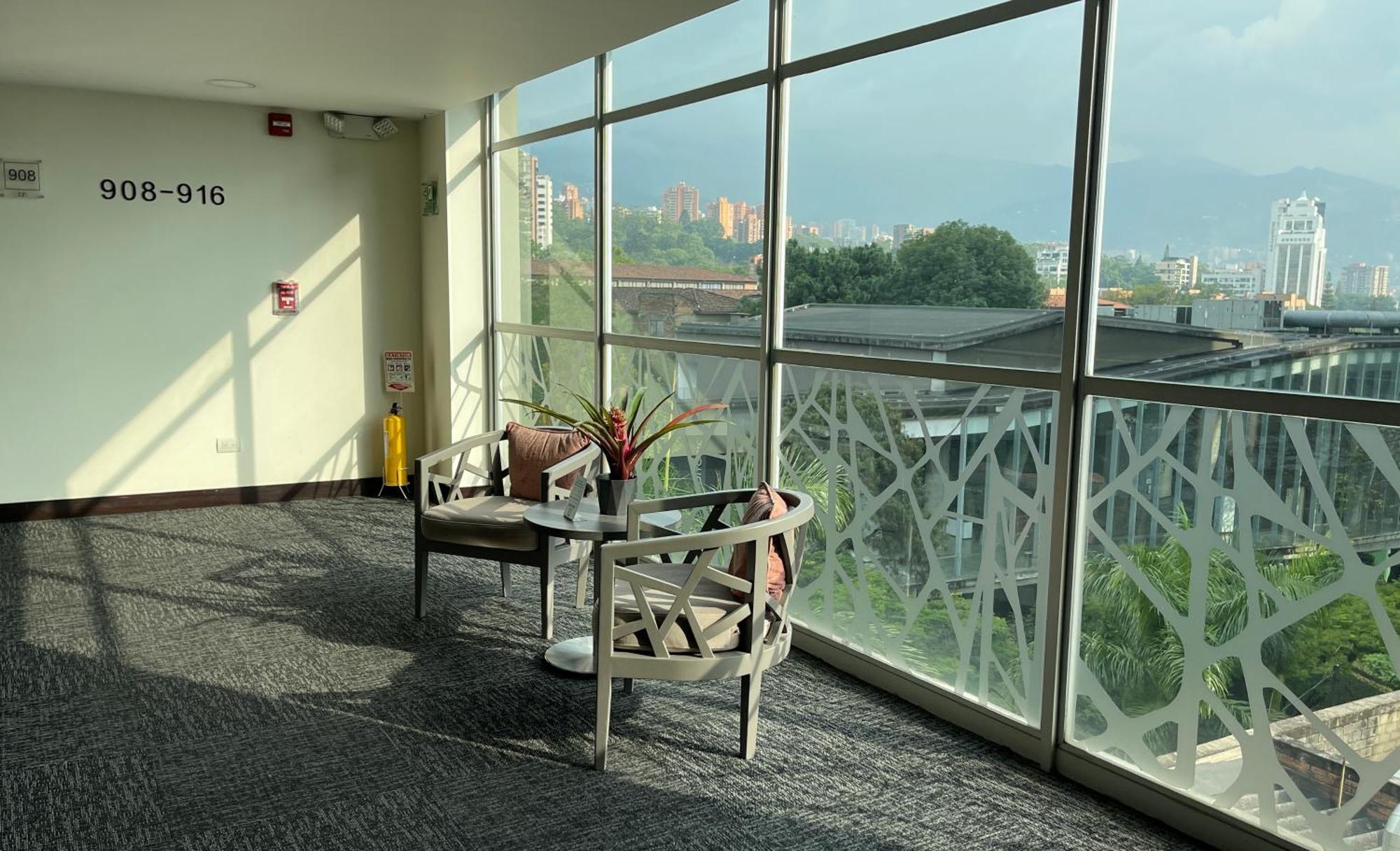 Hotel Bh El Poblado Medellin Bagian luar foto