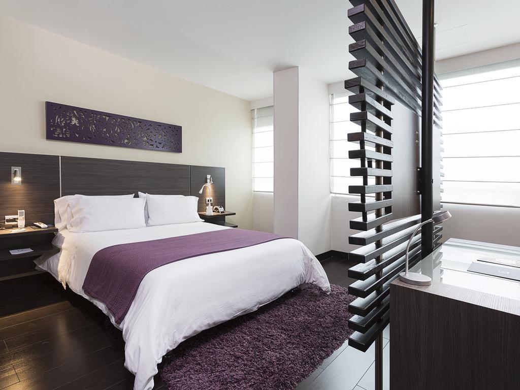 Hotel Bh El Poblado Medellin Bagian luar foto