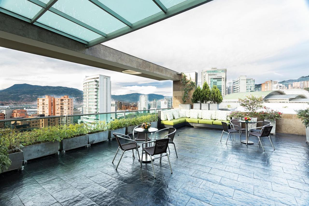 Hotel Bh El Poblado Medellin Bagian luar foto